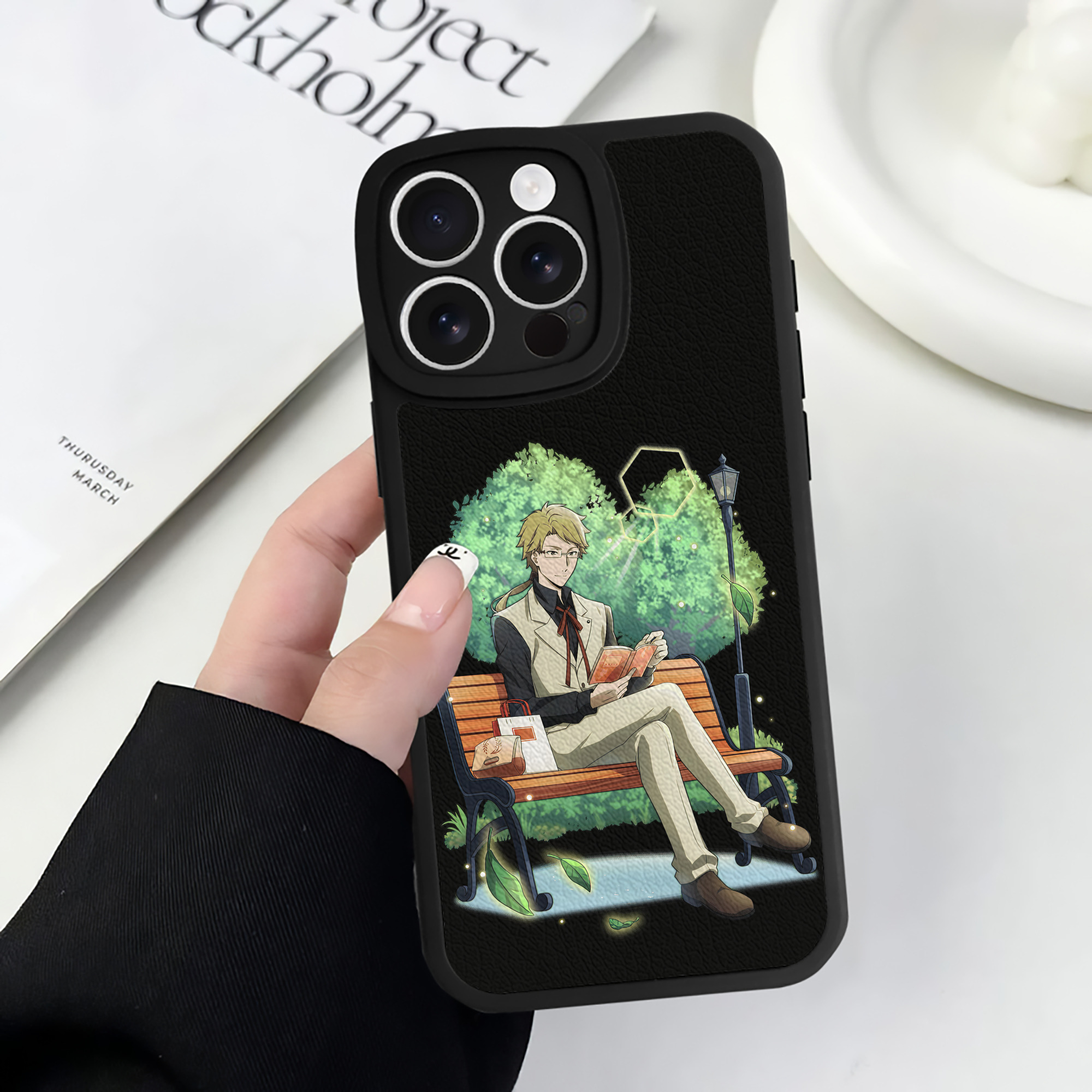 （画像用） 文豪ストレイドッグス Bungo Stray Dogs 【iPhone 16シリーズ対応】シリコンスマホケース（レザー調） 材質：シリコン